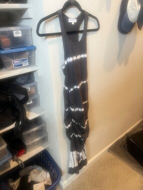 Michael Stars Black and White Tie-Dye Midi Dress
